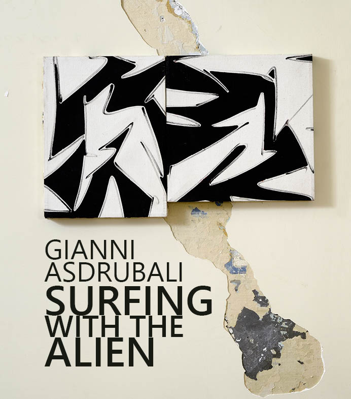 catalogo surfing with the alien, palazzo collicola spoleto, 2020
